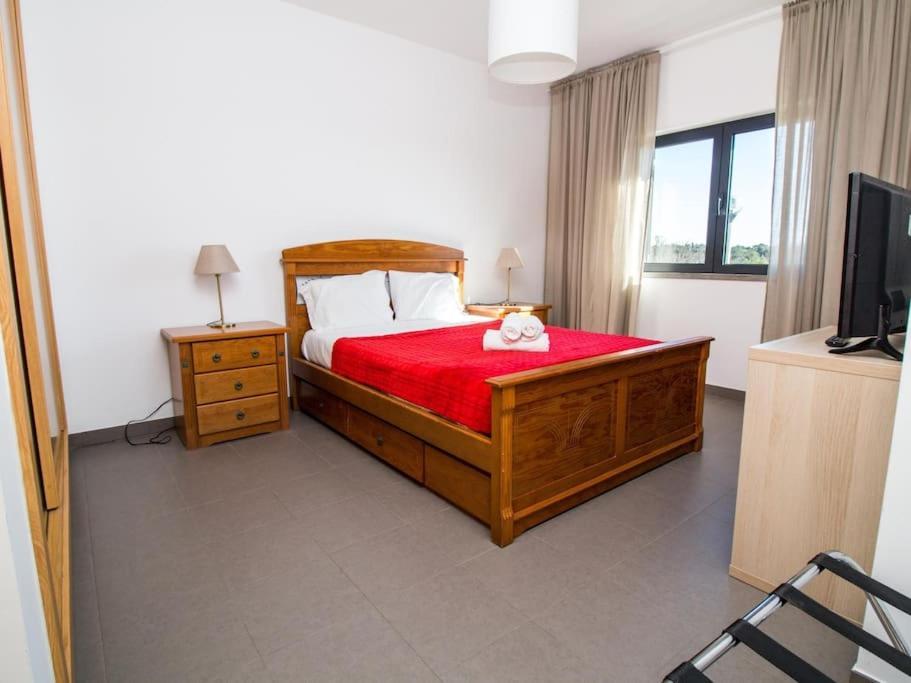 Lake Apartment - Pool And Sea View & Tennis Court & Bbq Pera Exterior photo